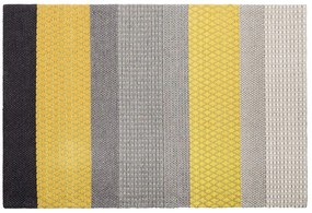 Vlnený koberec 140 x 200 cm žltá/sivá AKKAYA Beliani