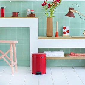 Brabantia Pedálový kôš NewIcon 5L Žiarivo červená