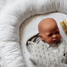 Hniezdo pre bábätko šedé fľaky