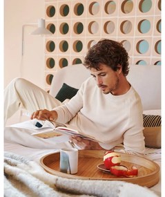 Nočný stolík v dekore jaseňa v prírodnej farbe Octavia – Kave Home