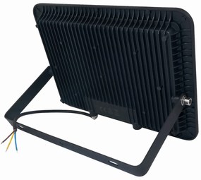 BERGE LED reflektor RODIX PREMIUM - 200W - IP65 - 17100Lm - studená biela - 6000K - záruka 36 mesiacov