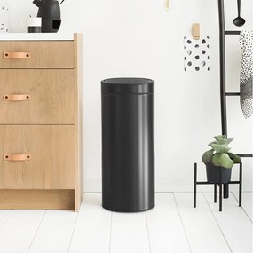 Brabantia Touch Bin NEW 30L Matná čierna