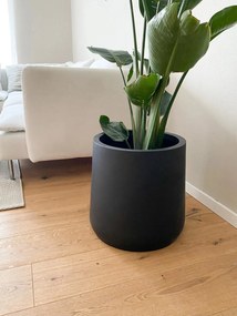 Kvetináč VEKRA, sklolaminát, výška 40 cm, čierna