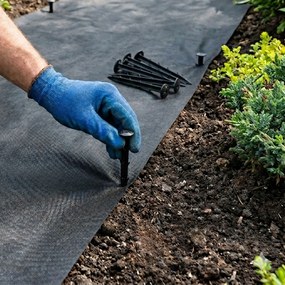 MultiGarden Kolíky na upevnenie agrotextílie - 50 ks. 15 cm MultiGarden