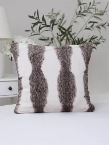 Luxusná obliečka na vankúšik mikroplyš 40 × 40 cm – Amanda