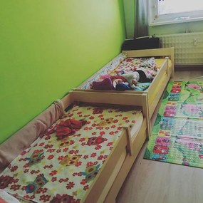 Detská posteľ Mix so zábranou - dub bielený Rozmer: 200x90