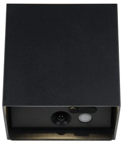 LED nástenné vonkajšie svietidlo so senzorom pohybu na USB (výška 10 cm) Genie – Trio