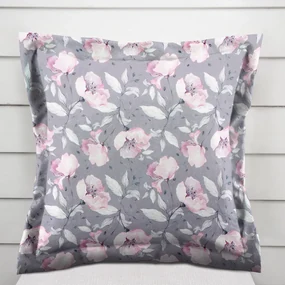 Biante Zamatová obliečka na vankúš s lemom Tamara TMR-013 Ružové kvety na sivom 60 x 60 cm