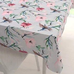 Biante Dekoračný obdĺžnikový obrus PM-110 Akvarelové ružové kvety na svetlo sivom 60x100 cm