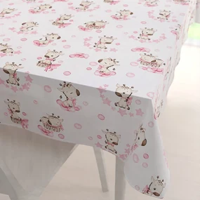 Biante Detský bavlnený obdĺžnikový obrus Sandra SA-438 Ružové žirafy na bielom 140x220 cm