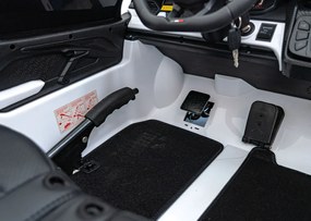 Ramiz Lamborghini Revuelto XL STRONG Biele vozidlo