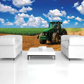 Fototapeta - Zelený traktor na ihrisku (254x184 cm)