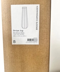 Broste Copenhagen Sklenená karafa na vodu Stripe 800ml