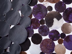 Okrúhly kožený koberec ⌀ 140 cm fialový/viacfarebný SORGUN Beliani