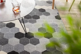 Koberec HEOS 78537 sivo /  krémový HEXAGON