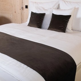 Biante Zamatový prehoz/behúň na posteľ Velvet Prémium SVP-016 Tmavo hnedý 60x260 cm