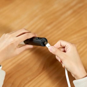 Čierne LED nástenné svietidlo na USB Baton – Gingko