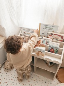 Knižnica Book Nook latte