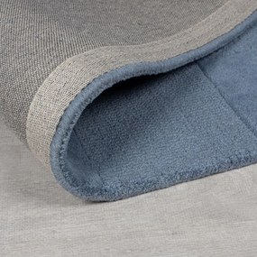 Tmavomodrý ručne tkaný vlnený koberec 120x170 cm Checkerboard – Flair Rugs