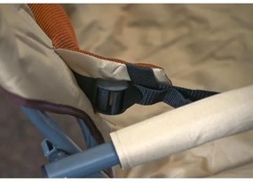 Skladacia kempingová stolička hnedá