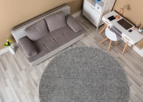 Okrúhly koberec SOFFI shaggy 5cm sivý