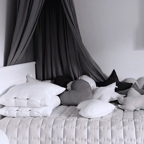 Ľanový vankúš srdca biela 44cm