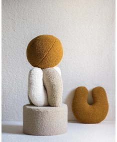 Svetlohnedý detský pohovkový vankúš z textílie buklé U – Wigiwama