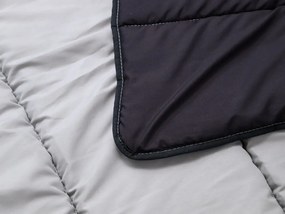 Celoročná prešívaná prikrývka 140x200 cm z dutého vlákna, čierna