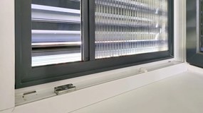 Sieťky proti hmyzu na DVERE - PLISSÉ KLIK - bežné odtiene