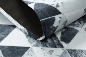 Koberec PATCHWORK 21722 sivý - imitácia kože krava, trojuholníky