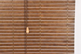 Drevená roleta na pergole - hnedá Šírka rolety: 90 cm, Rozvin rolety: 150 cm