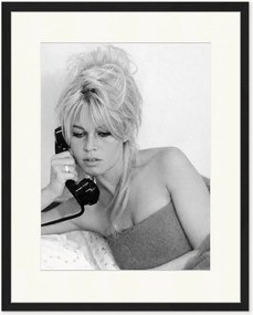 Ručne vyrobená zarámovaná fotografia Brigitte on The Phone
