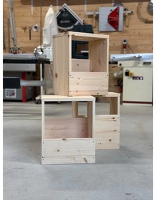 Nočný stolík z borovicového dreva v prírodnej farbe Grab It – Karup Design