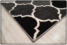 Dekorstudio Moderný koberec SUMATRA - Čierny marocký vzor Rozmer koberca: 60x100cm