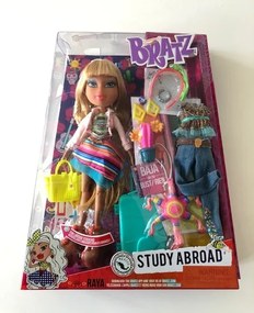 Bratz Bábika študentka v zahraničí - Raya