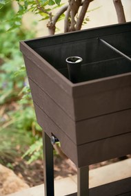 Inteligentný kvetináč URBAN BLOOMER z umelého ratanu - hnedý