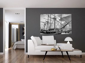 Čiernobiely obraz plachetnica