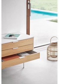 TV stolík v dekore duba v bielo-prírodnej farbe 180x52 cm Sierra – Teulat