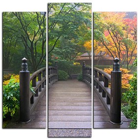Obraz na plátne - Drevený most v jesennej záhrade - štvorec 3186C (75x75 cm)