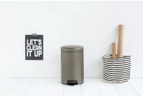 Sivý nášľapný oceľový odpadkový kôš 12 l NewIcon – Brabantia