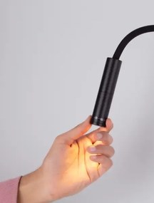 LED čierne svietidlo na stenu Sonica