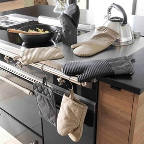 Silikónová/zo zmesi vlákien kuchynská rukavica Adam – douceur d'intérieur