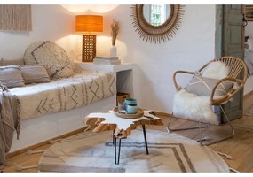 Biely vlnený taburet Berber Soul – Lorena Canals