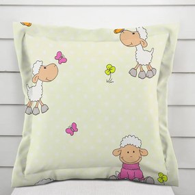Biante Detská bavlnená obliečka na vankúš s lemom Sandra SA-729 Veselé ovečky na svetlo zelenom bodkovanom 50 x 50 cm