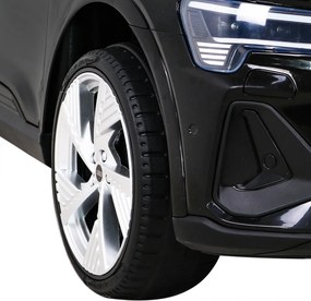 Ramiz Audi E-Tron Sportback pre deti čierne + na diaľkové ovládanie + pohon 4x4 + pomalý štart + rádio MP3 + LED