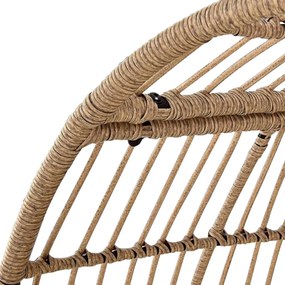 Prútené kreslo s vankúšikmi