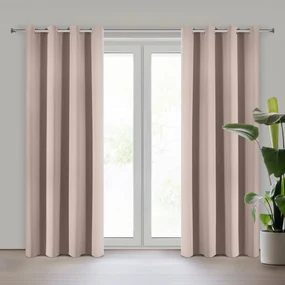 ZATEMŇOVACÍ ZÁVES NA KRÚŽKOCH ADLEY 135X250 CM PÚDROVÁ