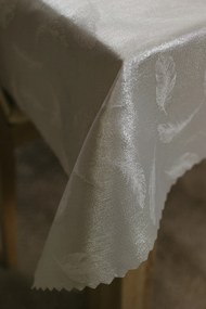 Dekorstudio Luxusný obrus na stôl Pierko - strieborný SW24 Rozmer obrusu (šírka x dĺžka): 110x160cm
