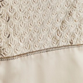 Behúň na stôl z mikrosaténu 32x220 cm Deco Sequin – Catherine Lansfield