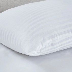 Vankúš 2 ks 48x74 cm Hotel Satin Stripe – Catherine Lansfield